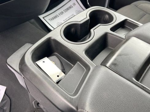 Used 2025 Chevrolet Silverado 2500 LT w/ Convenience Package image 26