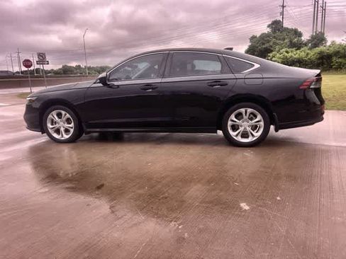 Certified 2023 Honda Accord LX image 4