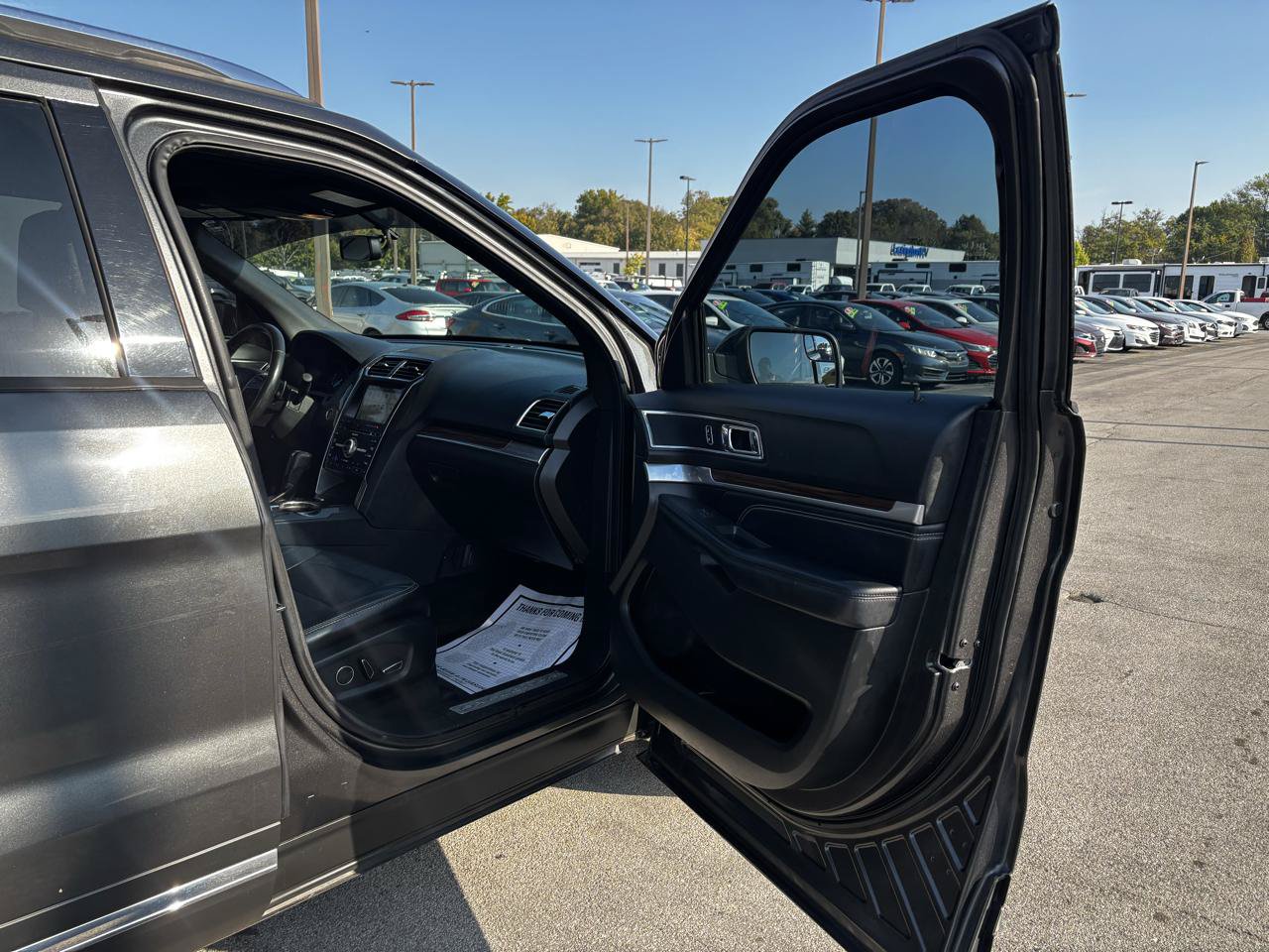 Used 2017 Ford Explorer Limited AWD/4WD image 9