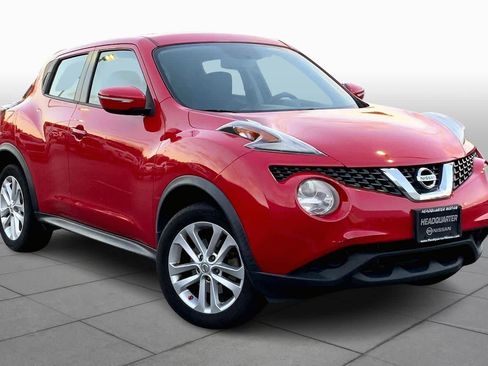 Used 2017 Nissan Juke S image 2