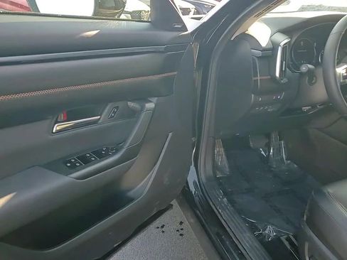 Certified 2025 MAZDA CX-50 2.5 Hybrid w/ Weather Package image 11