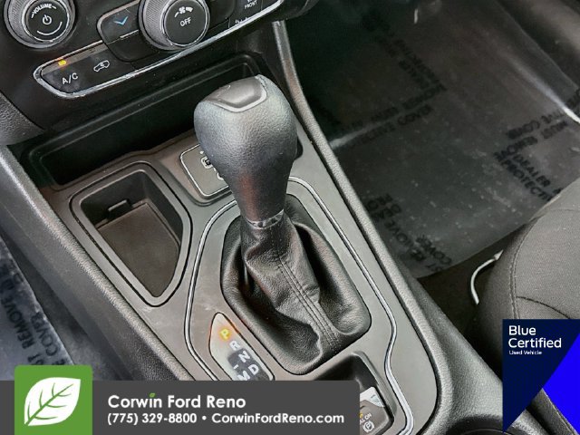 Used 2020 Jeep Cherokee Latitude FWD image 20
