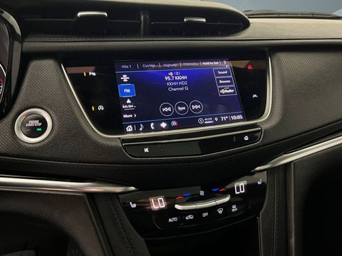 Used 2023 Cadillac XT6 Luxury image 27