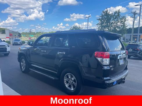 Used 2011 Toyota 4Runner SR5 w/ Convenience Pkg AWD/4WD image 8