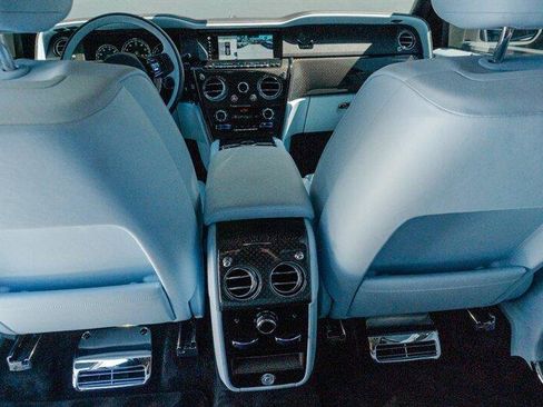 Used 2024 Rolls-Royce Cullinan Black Badge image 85