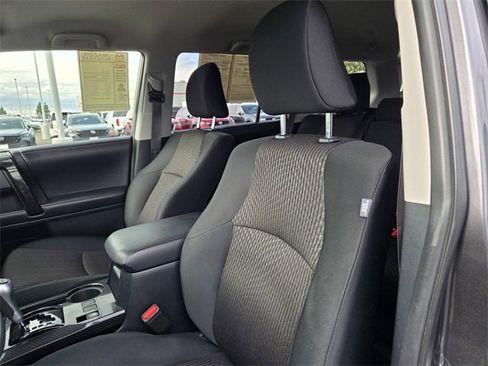 Used 2019 Toyota 4Runner TRD Off-Road image 14