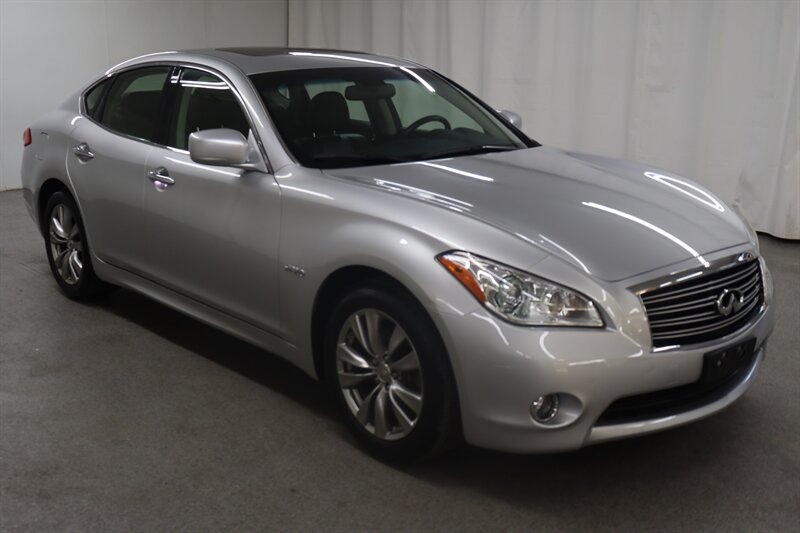 Used 2013 INFINITI M35 w/ Premium Pkg RWD image 1