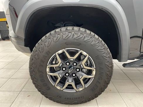 Certified 2024 Chevrolet Colorado ZR2 w/ Safety Package image 6