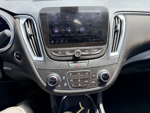 Used 2019 Chevrolet Malibu LT FWD image 11