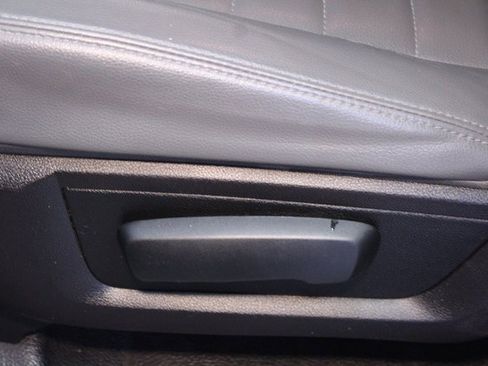 Used 2016 RAM 1500 Tradesman image 15