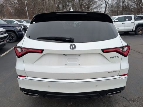 Used 2023 Acura MDX SH-AWD w/ Technology Package image 6