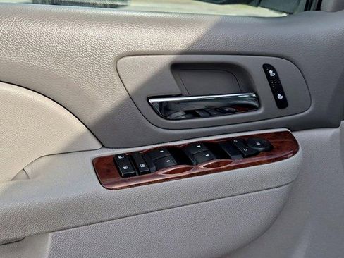 Certified 2014 Chevrolet Tahoe LT RWD image 21