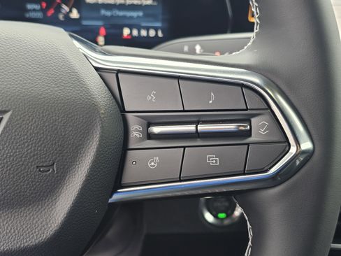 New 2026 Chevrolet Traverse LT w/ Driver Confidence Package image 20