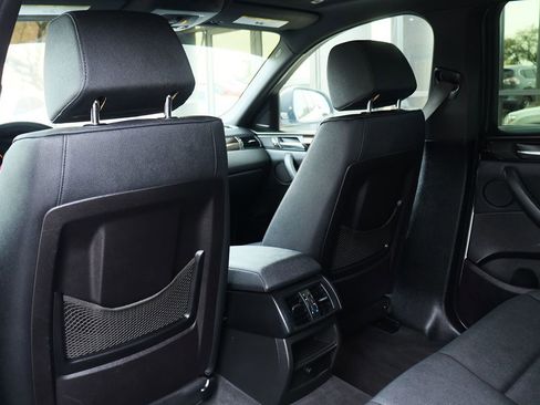 Used 2018 BMW X4 xDrive28i image 32