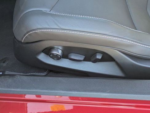 Certified 2024 Chevrolet Corvette Stingray Preferred Cpe w/ 2LT image 27