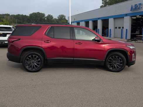 Used 2023 Chevrolet Traverse RS AWD/4WD image 11