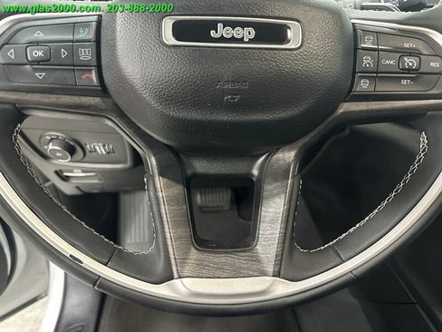 Used 2023 Jeep Grand Cherokee L Limited AWD/4WD image 32