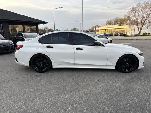 Used 2021 BMW 330i xDrive Sedan w/ Premium Package image 17