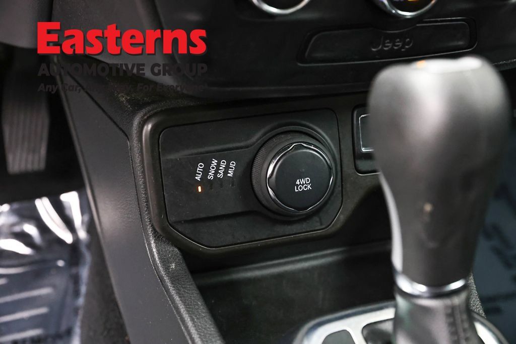 Used 2020 Jeep Renegade Sport AWD/4WD image 22
