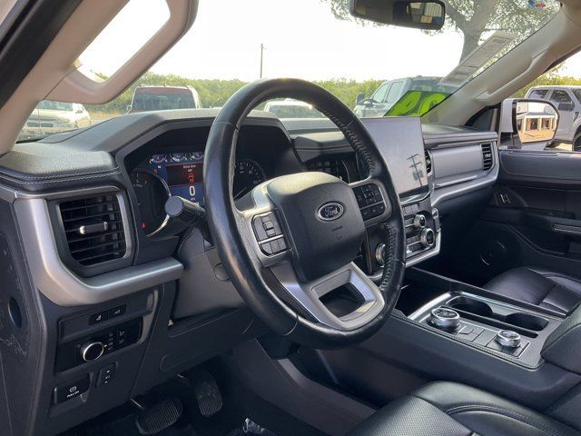 Used 2024 Ford Expedition Max XLT AWD/4WD image 6