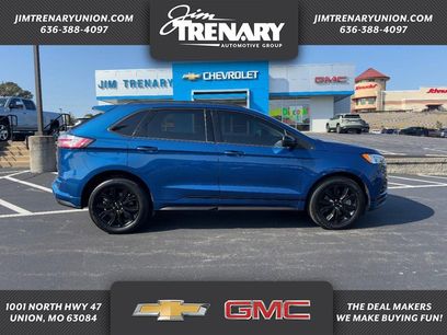 Used 2022 Ford Edge SE w/ Black Appearance Package