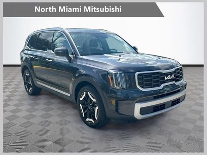 Used 2025 Kia Telluride S