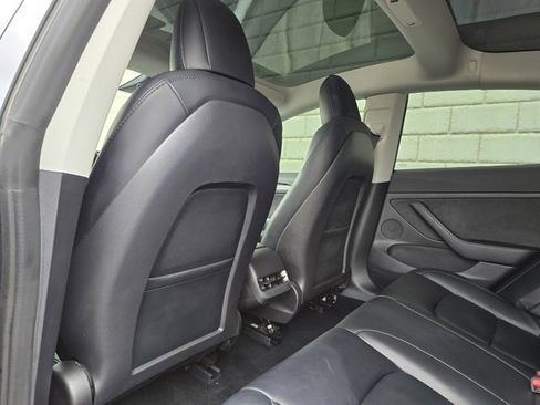 Used 2022 Tesla Model 3 Long Range image 34