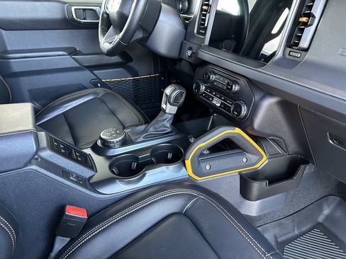 Certified 2024 Ford Bronco Badlands AWD/4WD image 15