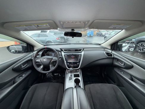 Used 2019 Nissan Murano S image 18