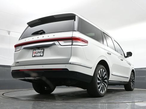 Used 2022 Lincoln Navigator Black Label AWD/4WD image 40