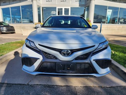 Used 2023 Toyota Camry XSE image 2