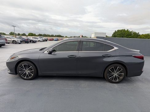 Certified 2024 Lexus ES 350 w/ Premium Package FWD image 2