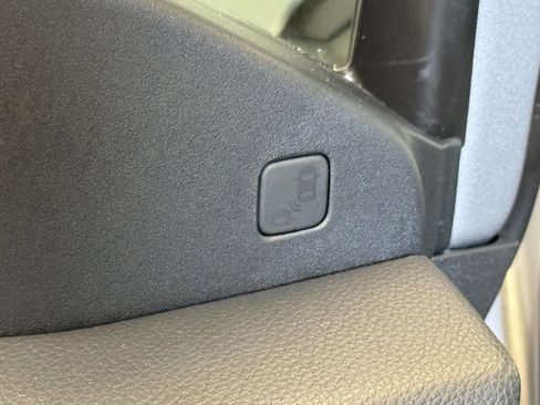 Used 2023 Honda Passport EX-L image 22