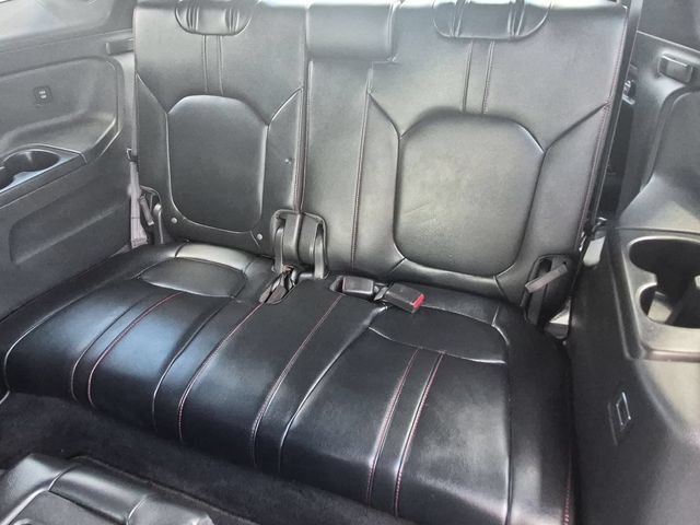 Used 2025 Honda Pilot Black Edition image 26