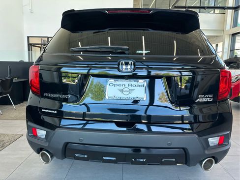 Used 2023 Honda Passport Elite image 6