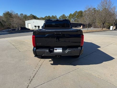 Used 2024 Toyota Tundra Limited image 4