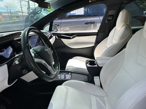 Used 2016 Tesla Model X 75D AWD/4WD image 12