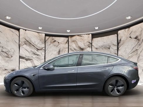 Used 2018 Tesla Model 3 Long Range AWD/4WD image 5