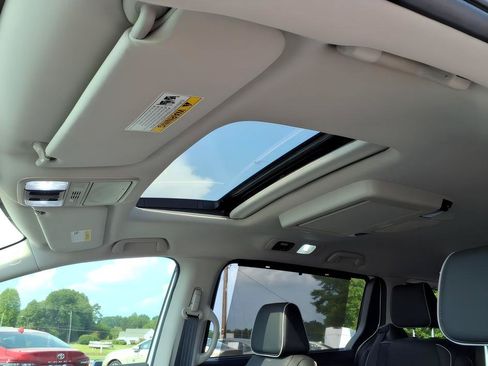 Used 2026 Honda Odyssey Elite image 16