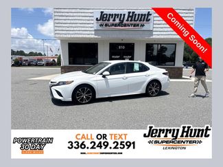 Used 2019 Toyota Camry SE FWD video 1