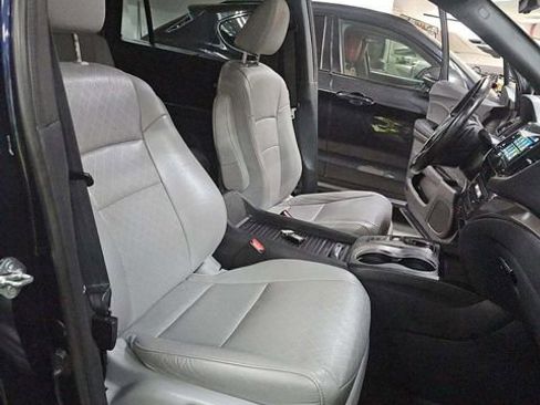 Used 2021 Honda Passport EX-L image 16