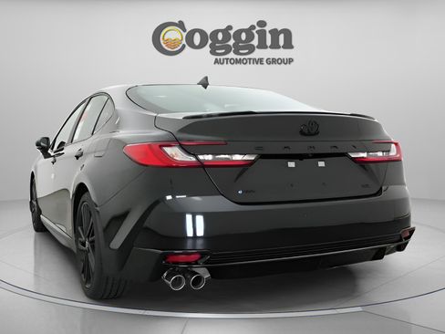 New 2026 Toyota Camry Hybrid image 9