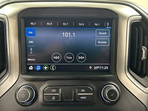 Used 2019 Chevrolet Silverado 1500 LT w/ All-Star Edition AWD/4WD image 14