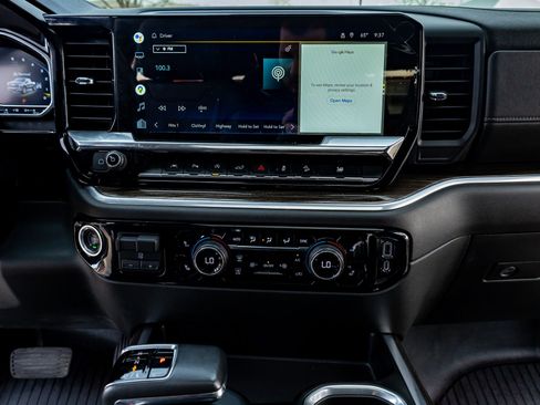 Used 2022 Chevrolet Silverado 1500 RST image 22