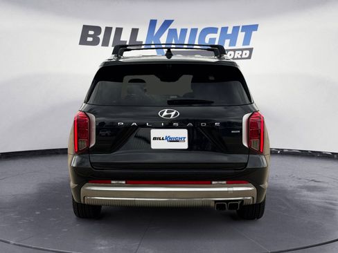 Used 2024 Hyundai Palisade Calligraphy image 4