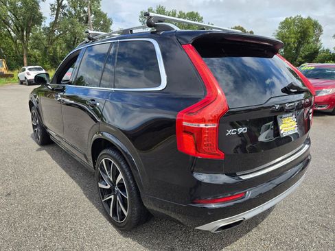 Used 2018 Volvo XC90 T6 Momentum w/ Momentum Plus Package AWD/4WD image 7