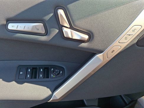 Certified 2025 BMW iX xDrive50 image 13