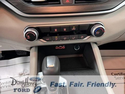 Used 2025 Nissan Altima 2.5 SV image 38