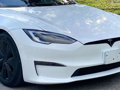 Used 2023 Tesla Model S Base image 18