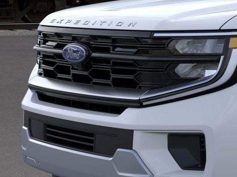 New 2026 Ford Expedition Max Platinum image 16